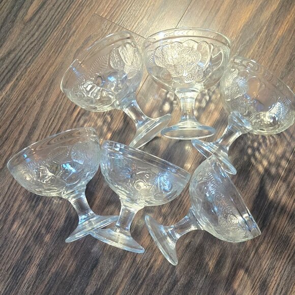 Vintage LUMINARC (France) Set of Six Fruit Pattern Embossed Dessert Cups - Picture 7 of 14